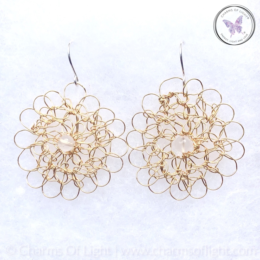 Copper Wire Crochet Medallion Earrings With Clear Quartz (Yellow Gold)