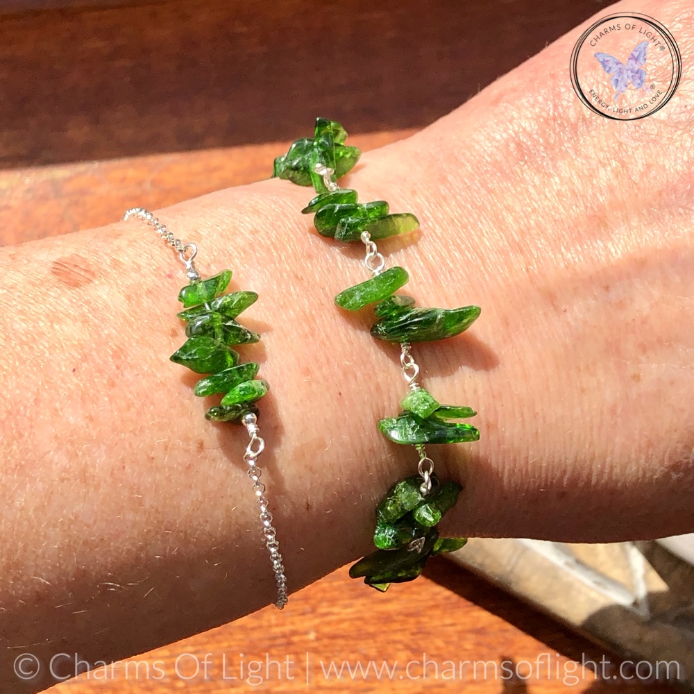 Diopside Chip Silver Bar Bracelet