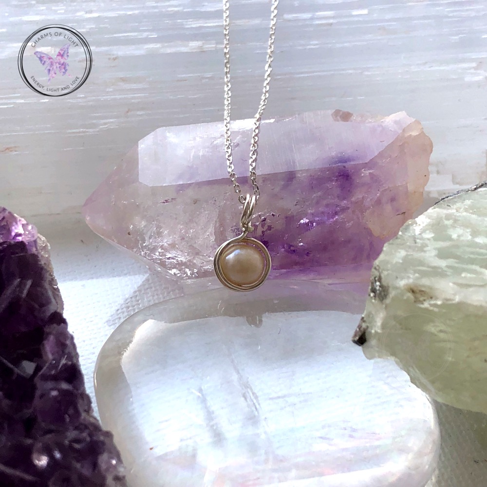 Pearl Pendant Necklace